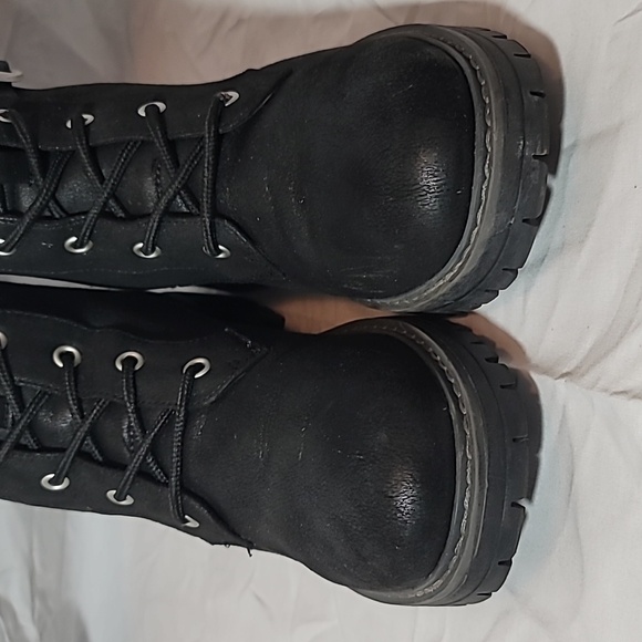 CLIFFS BY WHITE MOUNTAIN Mentor Block Heeled Lace-Up Ankle Bootie Size 7 Women's - Picture 7 of 14